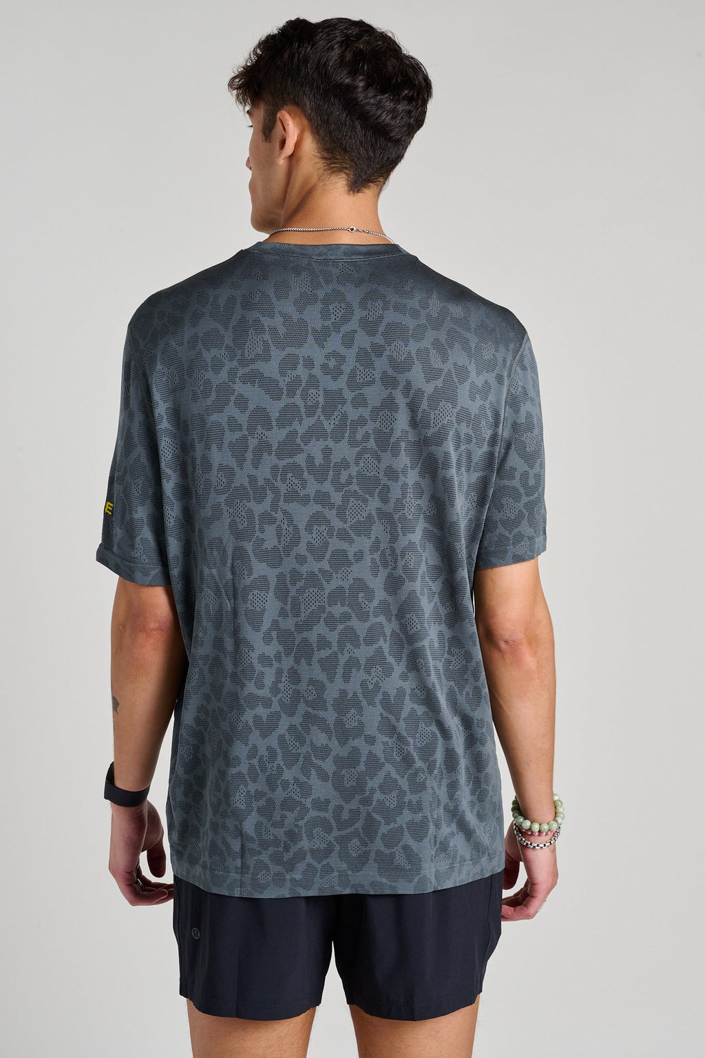Metal Vent Tech Relaxed-Fit Short Sleeve